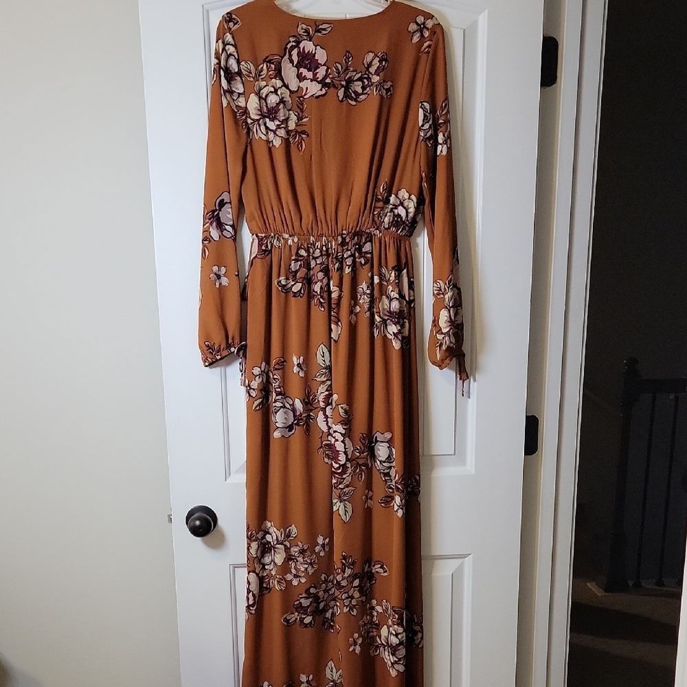 One Clothing Floral Long Sleeve Dress in Brown and Cream - Picture 3 of 4